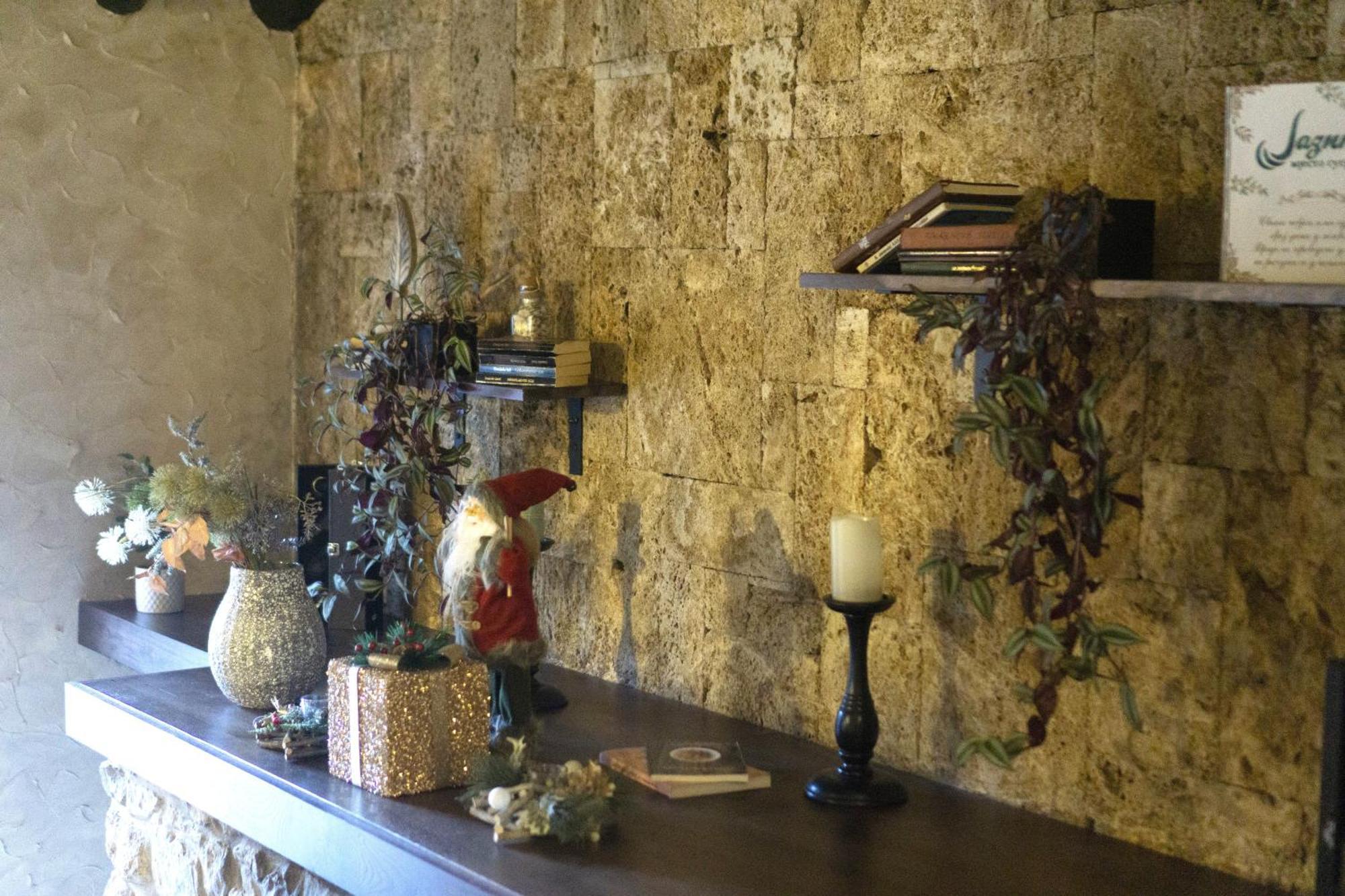 טרביניה Jazina Hotel מראה חיצוני תמונה